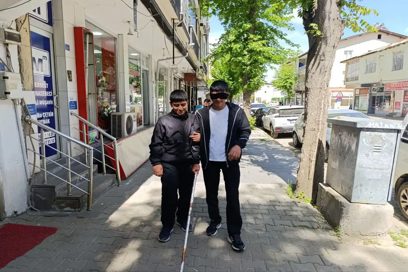 HÜDA PAR Genç İlçe Gençlik Kolları’ndan engellilere yönelik duyarlılık çağrısı HÜDA PAR Genç İlçe Gençlik Kolları’ndan engellilere yönelik duyarlılık çağrısı