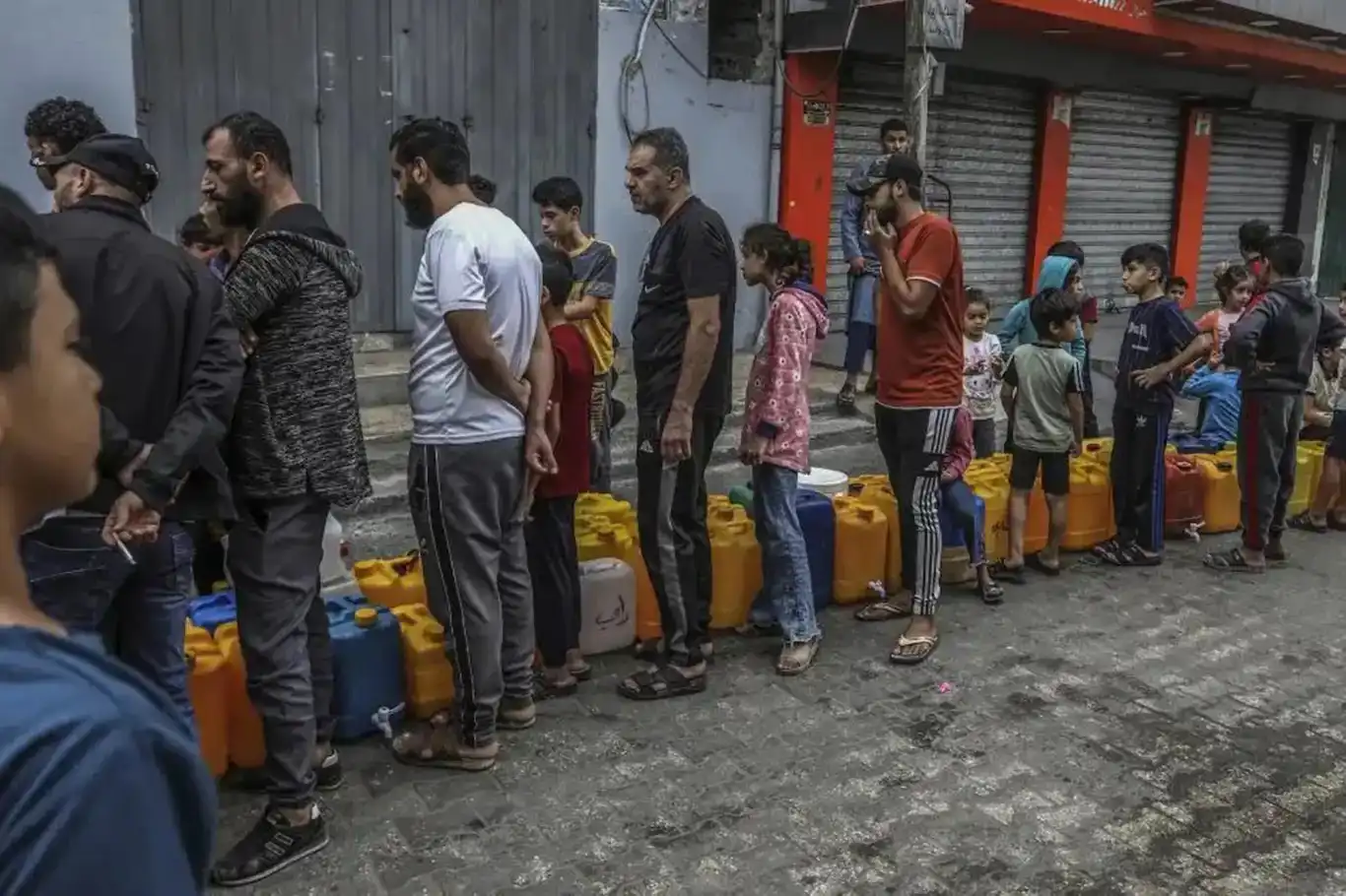 غەززە گۆڕاوە بە ناوچەی مردن بەهۆی بێ ئاوی