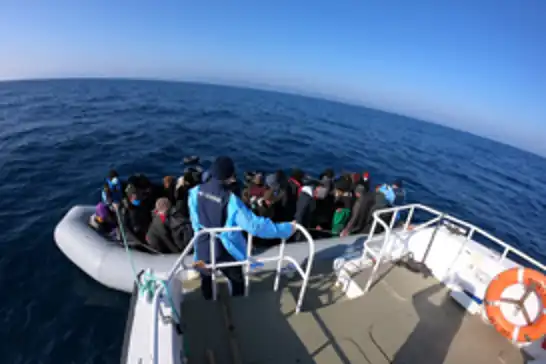 Muğla açıklarında 36 düzensiz göçmen yakalandı