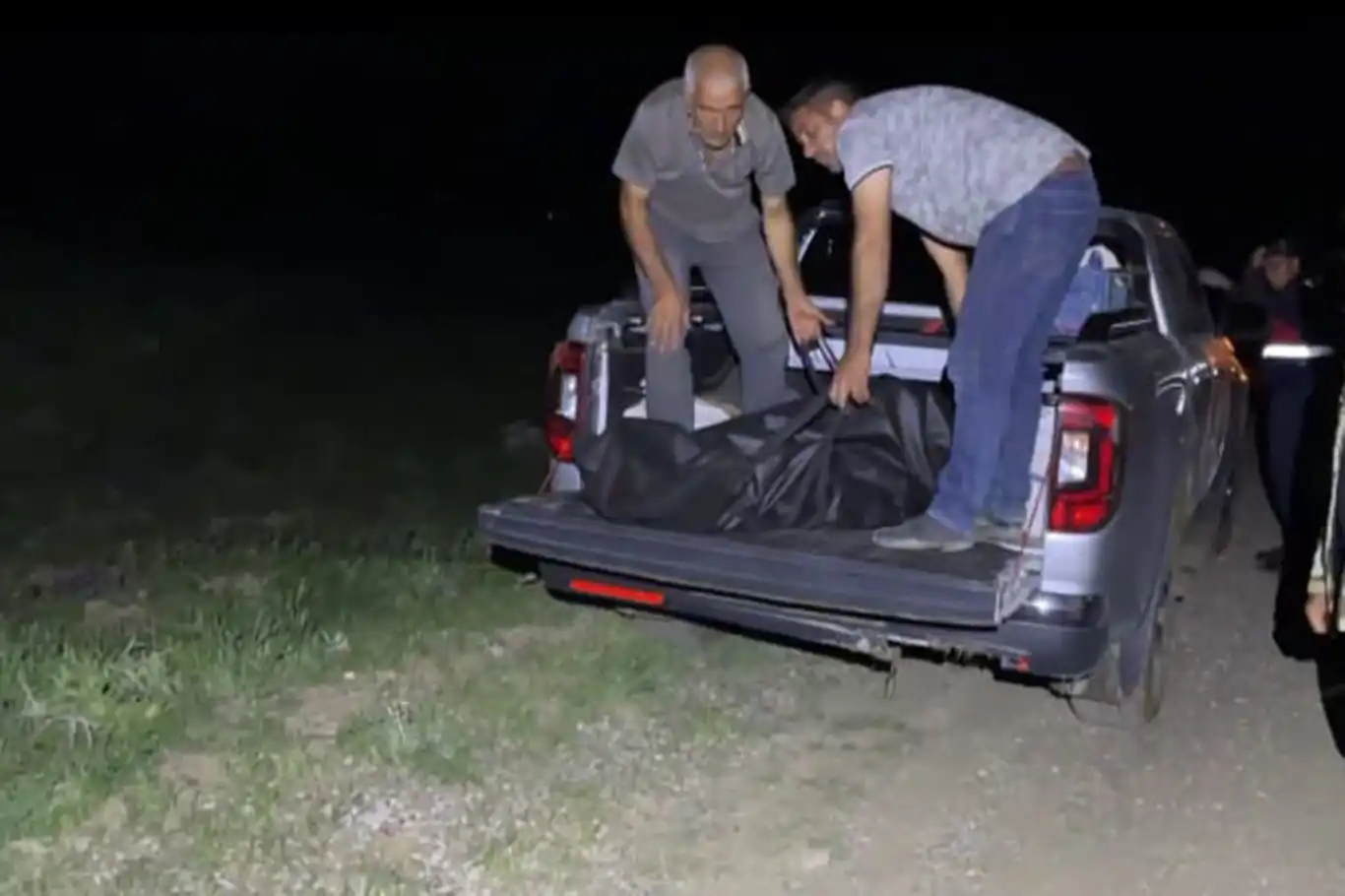 Uçurumdan düşen kadın hayatını kaybetti Uçurumdan düşen kadın hayatını kaybetti