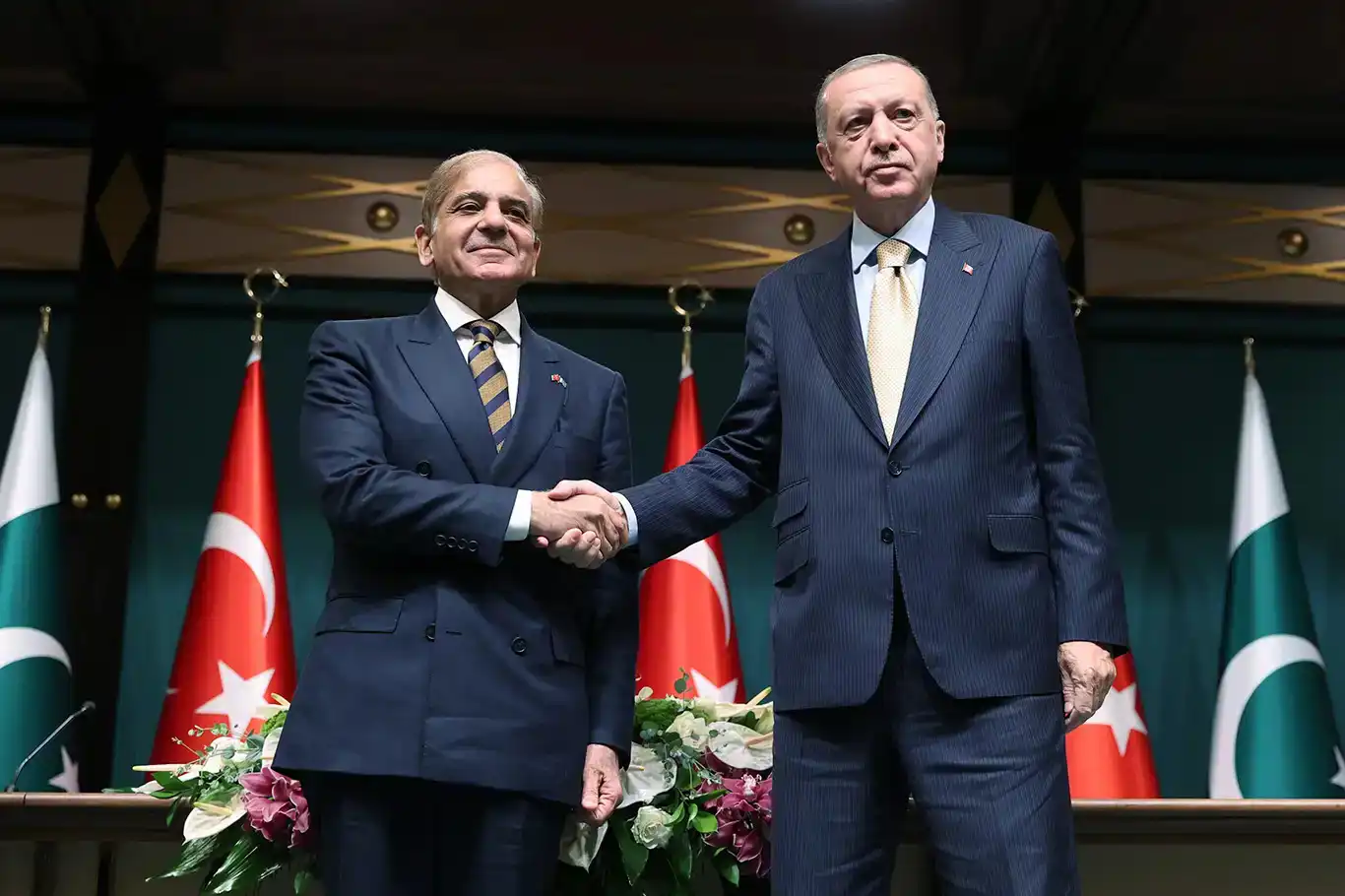 Cumhurbaşkanı Erdoğan'dan Pakistan Başbakanı Şerif'in "minnettarlık" paylaşımına yanıt Cumhurbaşkanı Erdoğan'dan Pakistan Başbakanı Şerif'in "minnettarlık" paylaşımına yanıt