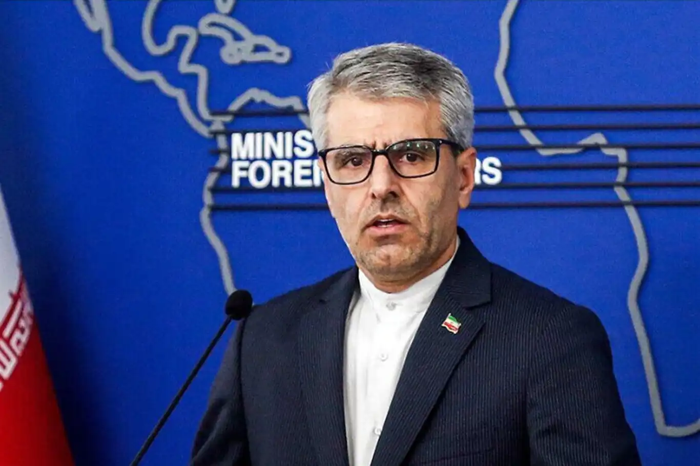 İran: ABD'nin İran'a yönelik yeni yaptırımları nükleer görüşmelerle bağdaşmıyor İran: ABD'nin İran'a yönelik yeni yaptırımları nükleer görüşmelerle bağdaşmıyor