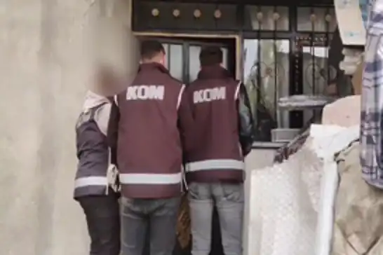Ağrı'da Tefecilik gerçekleştirilen tefecilik operasyonunda 5 milyon TL'lik senet ele geçirildi
