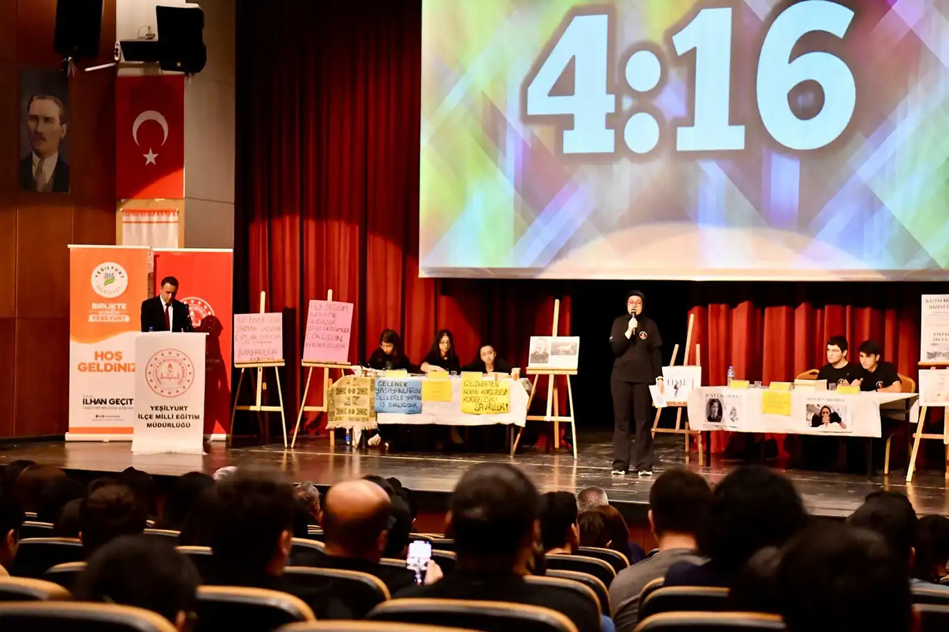 Yeşilyurt'ta "4'üncü Geleneksel Liseler Arası Münazara Yarışması" tamamlandı Yeşilyurt'ta "4'üncü Geleneksel Liseler Arası Münazara Yarışması" tamamlandı