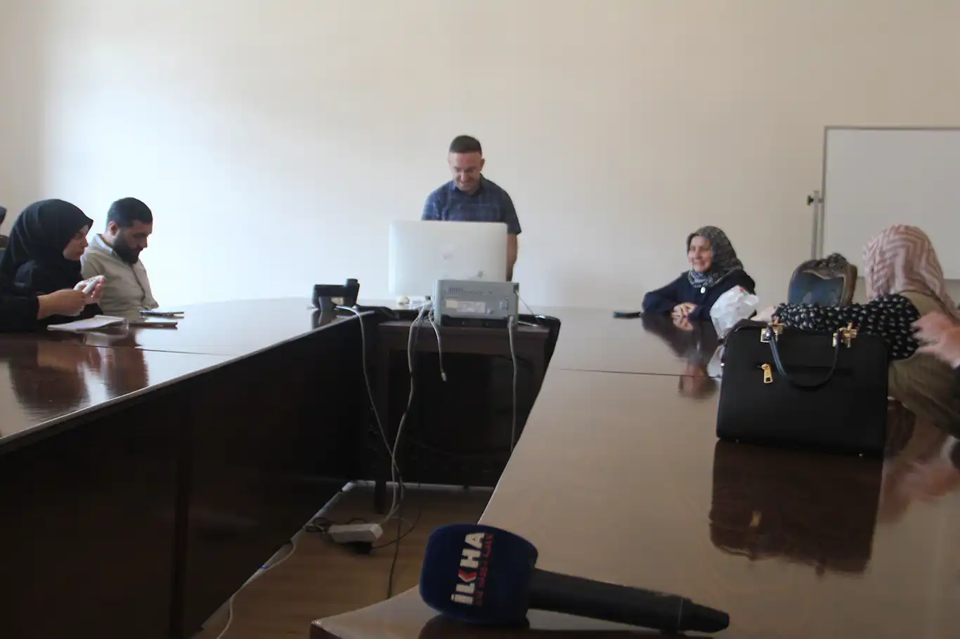 Adana’da “Fıtratın Korunması ve Aile” semineri yapıldı Adana’da “Fıtratın Korunması ve Aile” semineri yapıldı