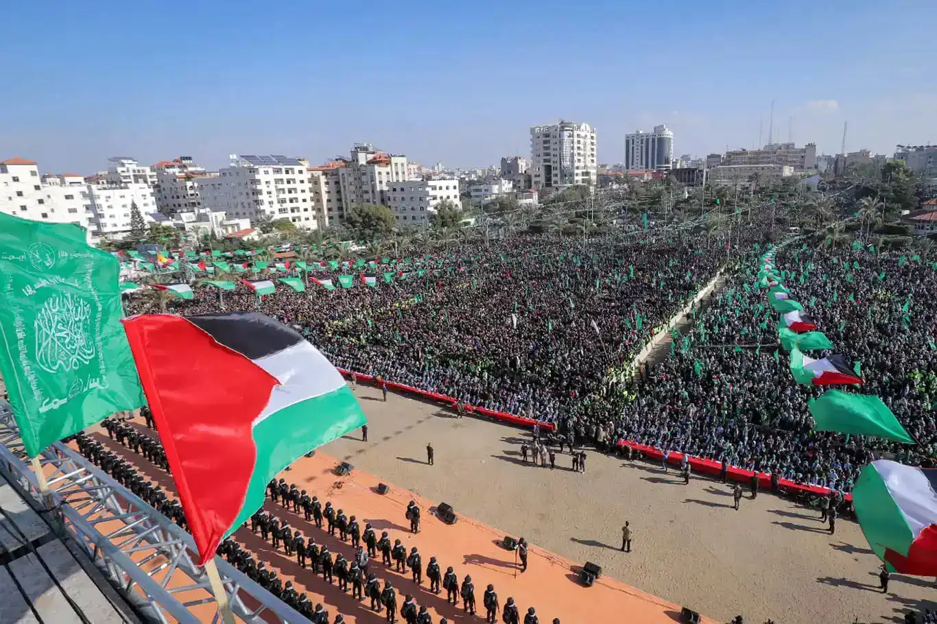 HAMAS: Halkımıza yönelik yeni bir Nekbe ya da sürgüne izin verilmeyecek! HAMAS: Halkımıza yönelik yeni bir Nekbe ya da sürgüne izin verilmeyecek!