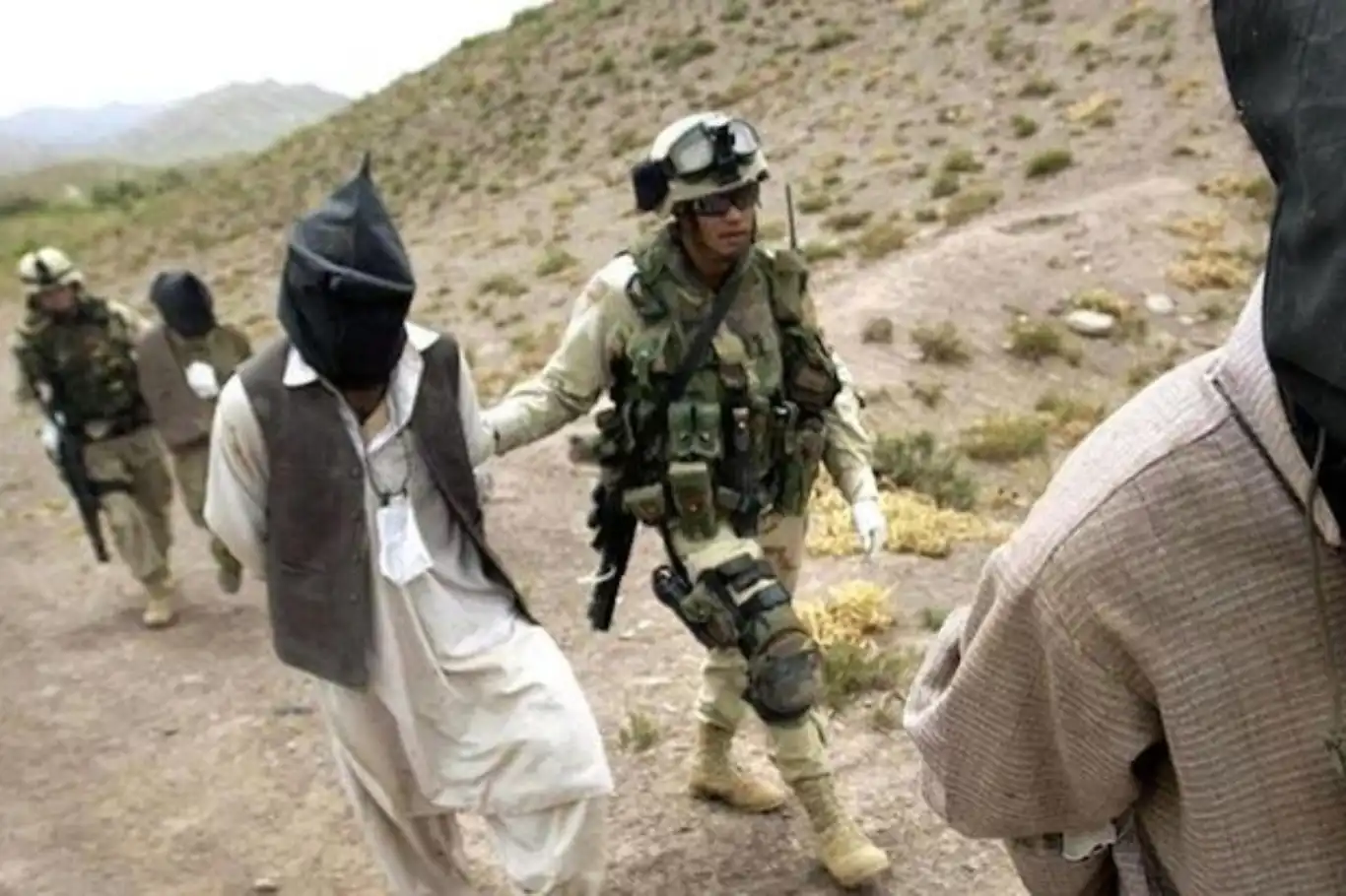 اعترافات صادمة من جنود بريطانيين: "أعدمنا مدنيين وهم نائمين في أفغانستان"