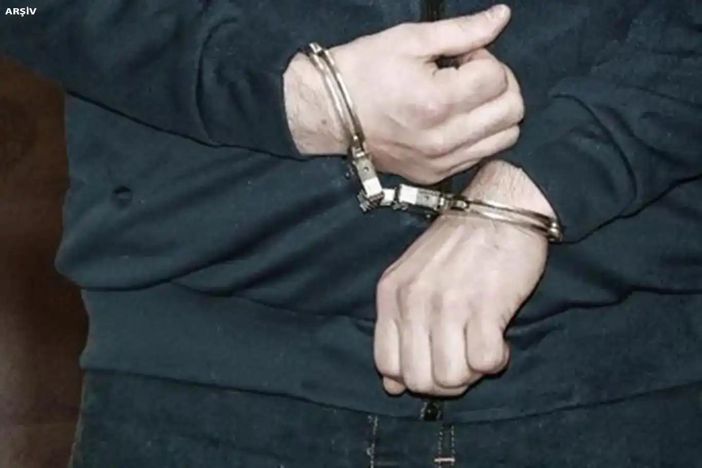7 ilde eş zamanlı DAİŞ operasyonu: 2 kişi tutuklandı 7 ilde eş zamanlı DAİŞ operasyonu: 2 kişi tutuklandı