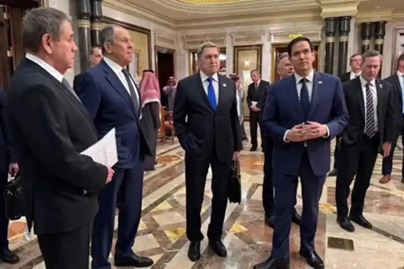 لافروف وروبيو يبحثان نتائج المفاوضات الروسية الأوكرانية في إسطنبول لافروف وروبيو يبحثان نتائج المفاوضات الروسية الأوكرانية في إسطنبول