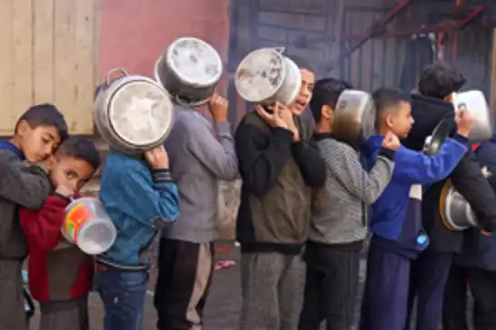  65 ألف طفل في غزة مهددون بالموت جوعًا بسبب الحصار الصهيوني