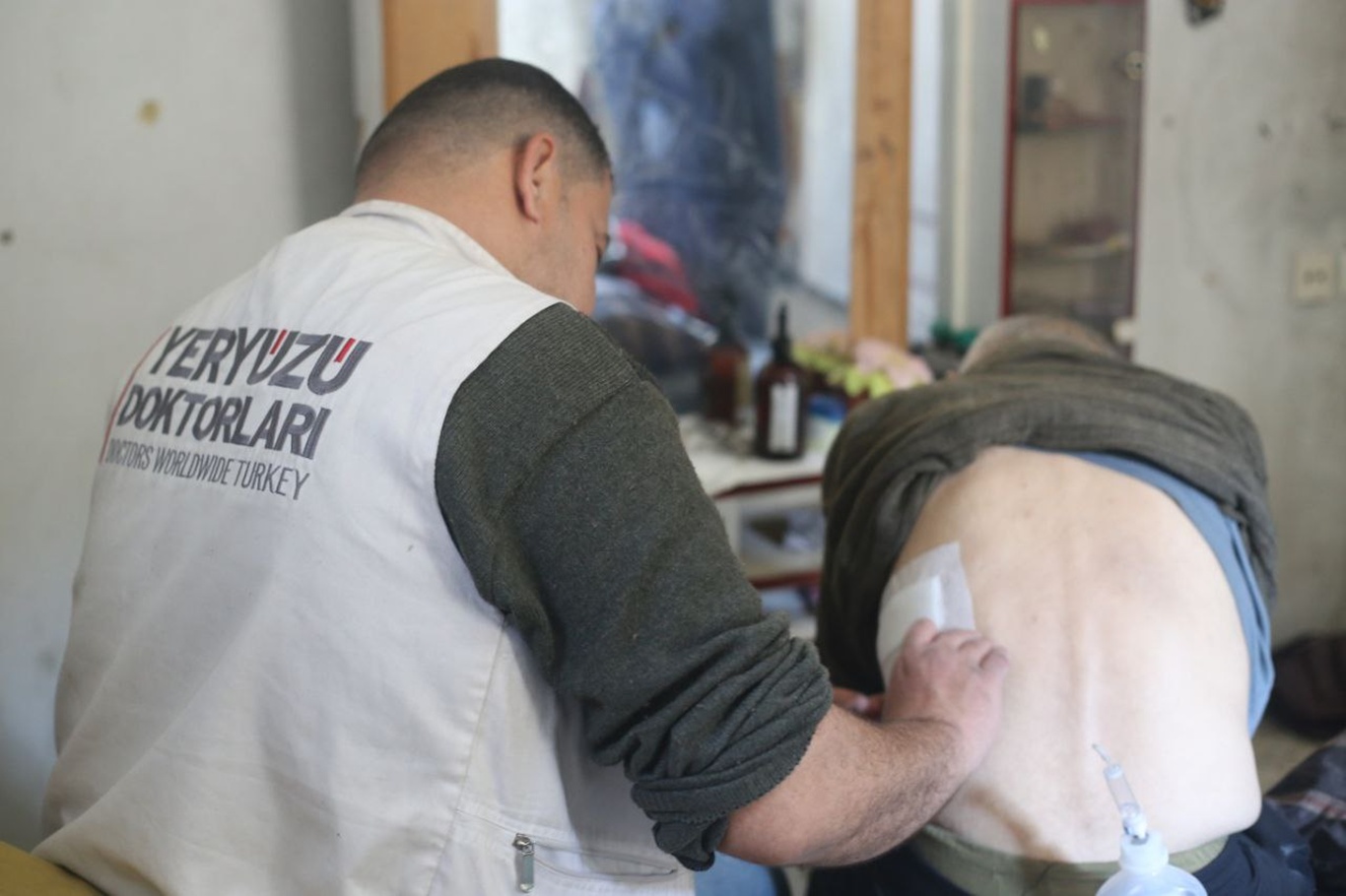 Yeryüzü Doktorları: Gazze'ye sağlık çalışanlarının ve insani yardımın girişine izin verilmeli