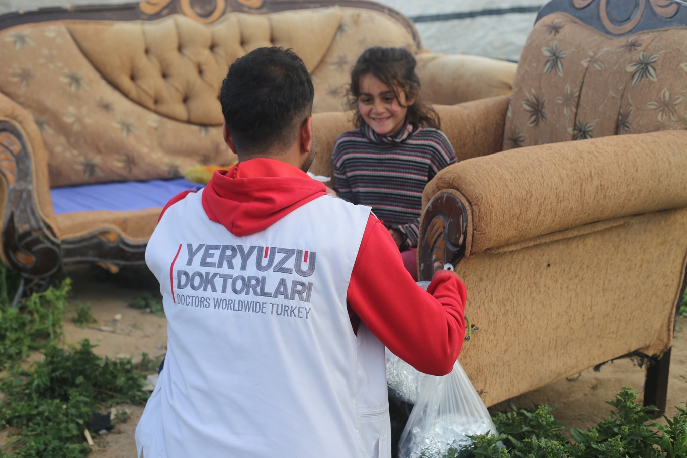 Yeryüzü Doktorları: Gazze'ye sağlık çalışanlarının ve insani yardımın girişine izin verilmeli