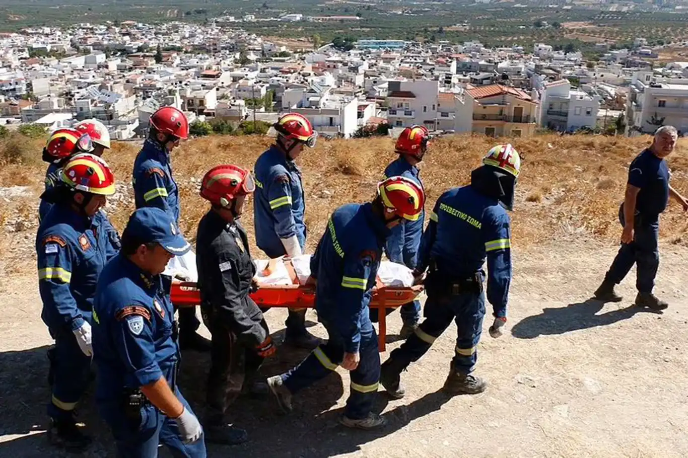 Yunanistan'da deprem paniği! Yunanistan'da deprem paniği!