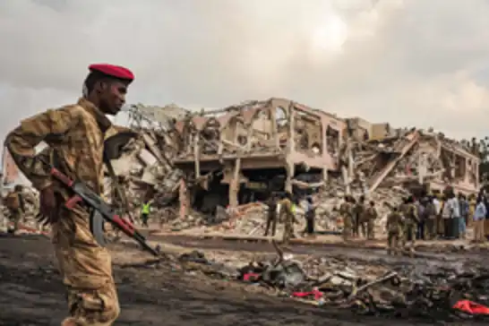 Somali'de askeri üsse bombalı  saldırı: 10 ölü, 30 yaralı
