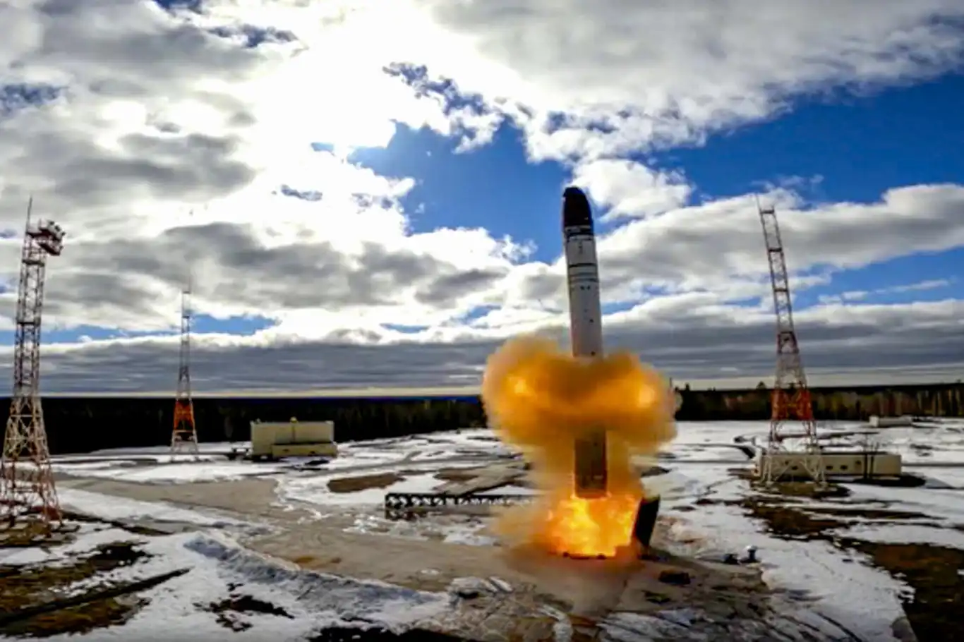 Ukraine: Russia prepares yars missile launch near Yekaterinburg Ukraine: Russia prepares yars missile launch near Yekaterinburg