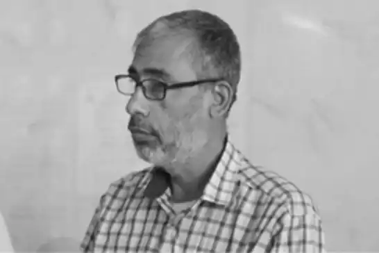 رژێمی داگیرکەر بە کردنەوە ئامانجی مێژووناس پرۆفسیۆر سینوار هەوڵی لەناوبردنی یادەوەری زانستی فەلەستین دەدات