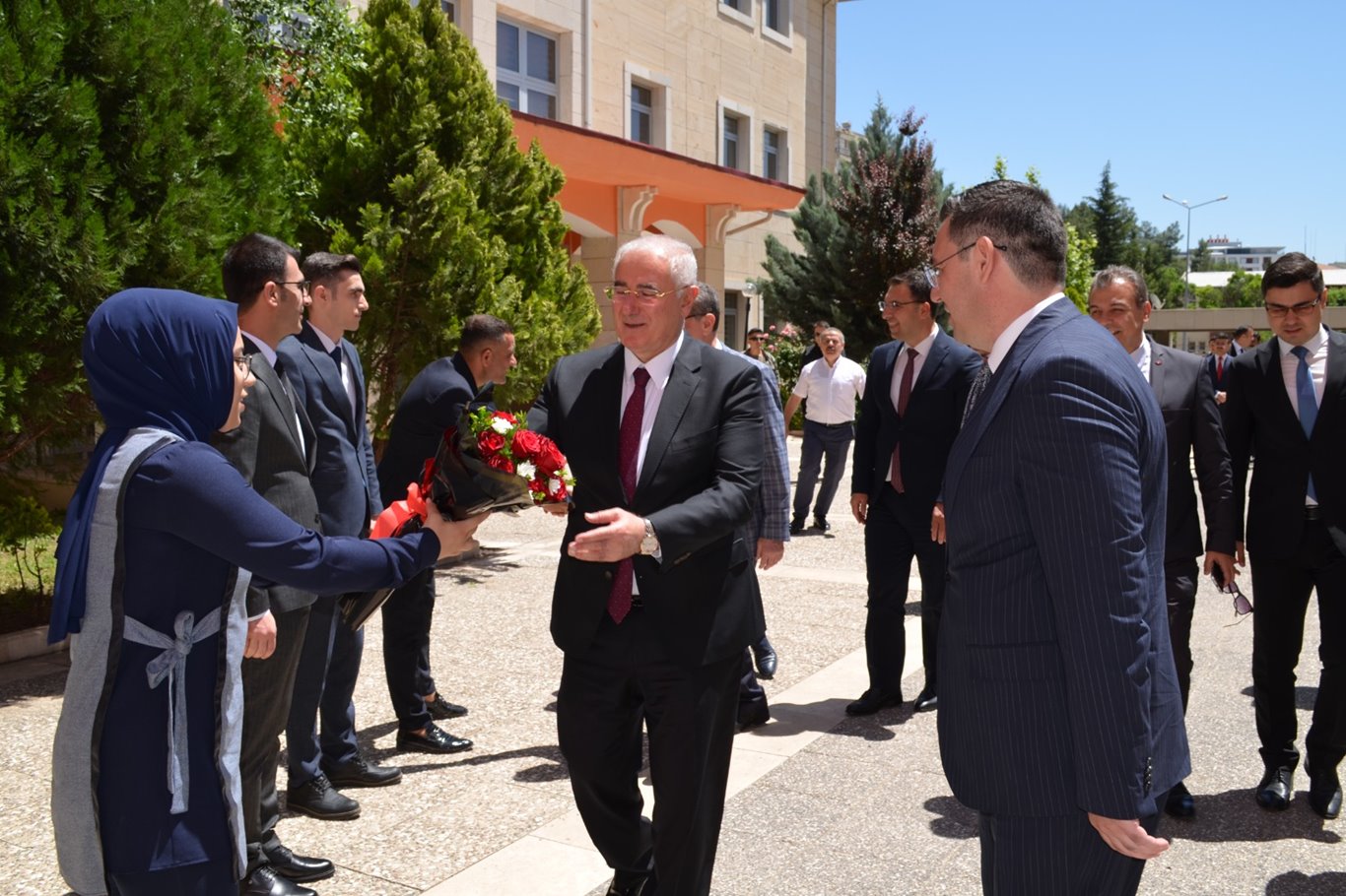 Kamu Başdenetçisi Akarca Siirt Adliyesi'ni ziyaret etti Kamu Başdenetçisi Akarca Siirt Adliyesi'ni ziyaret etti
