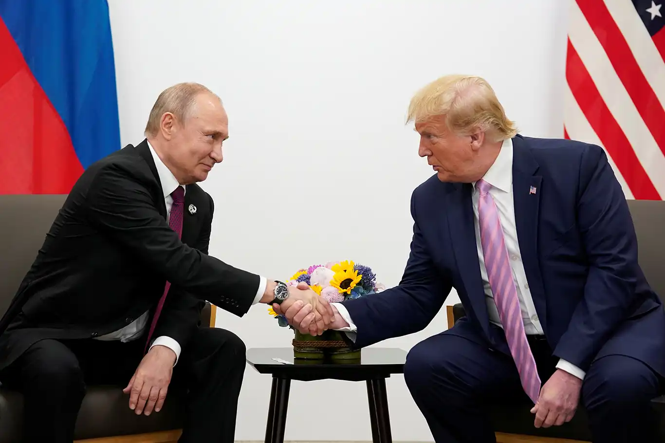 Trump'la görüşen Putin'den ateşkes açıklaması Trump'la görüşen Putin'den ateşkes açıklaması