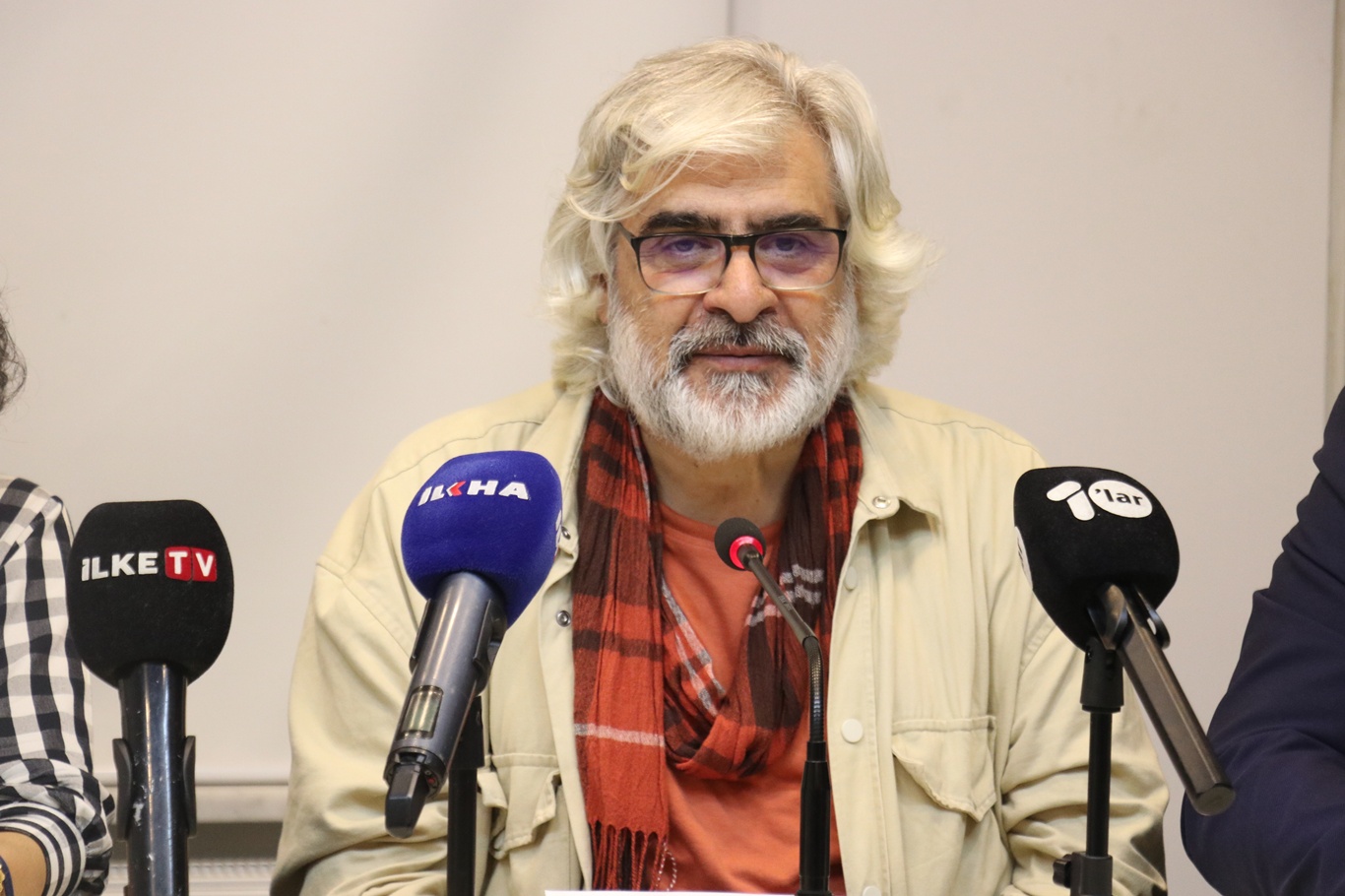 Türkiye'nin göç yönetimi hukuk, adalet ve basiretle yeniden ele alınmalı