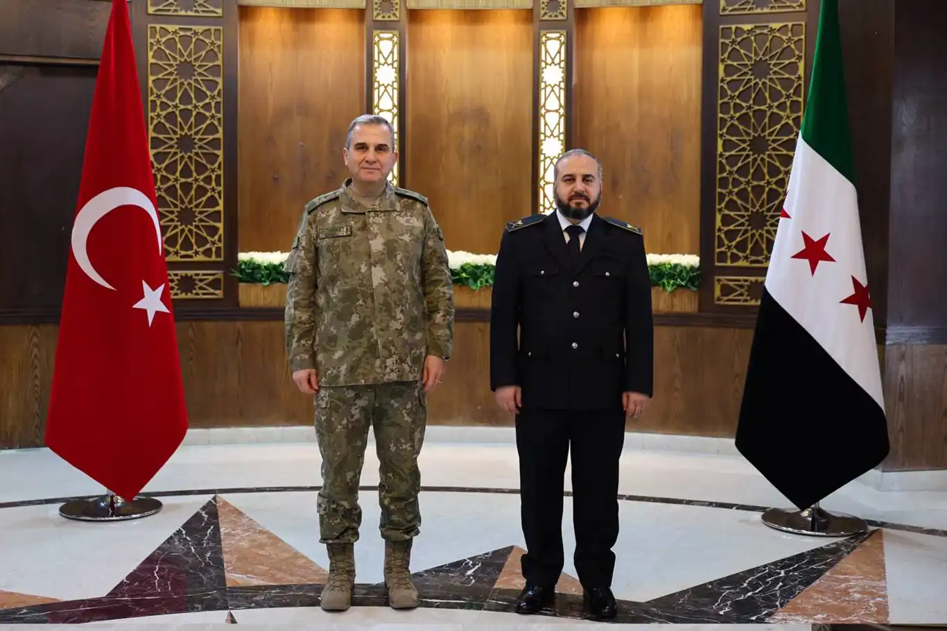 Millî Savunma Bakanlığı heyetinden Şam'a ziyaret Millî Savunma Bakanlığı heyetinden Şam'a ziyaret