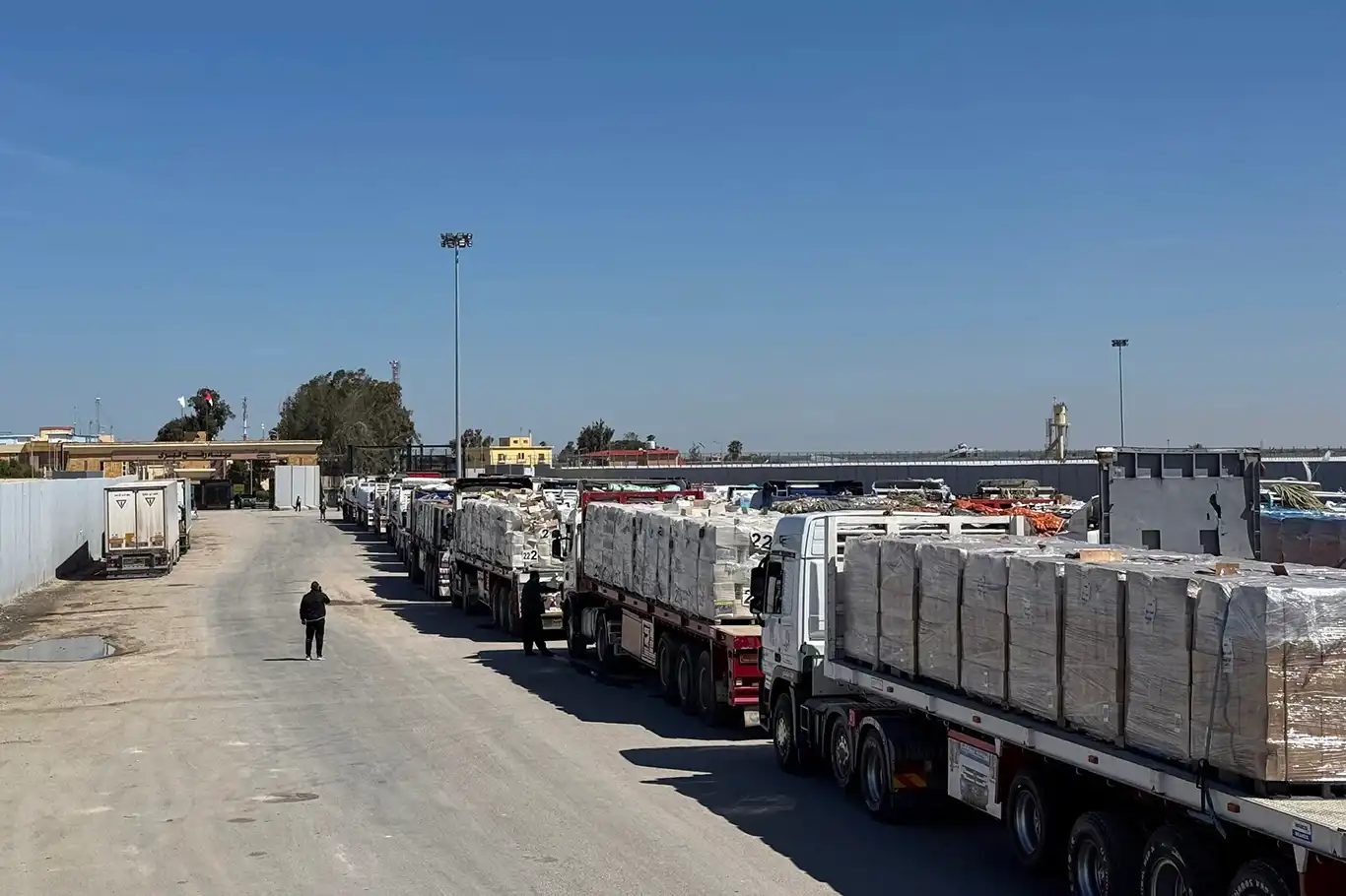 BAE ile siyonist rejim arasında yardım anlaşması BAE ile siyonist rejim arasında yardım anlaşması