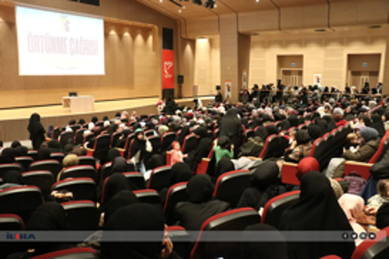 TESSEP'ten başörtüsü hakaretine tepki