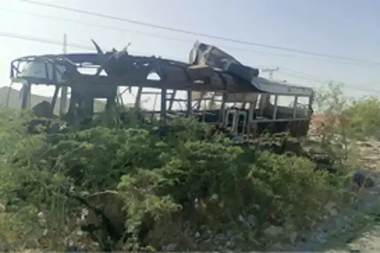 باكستان: "مقتل 5 أشخاص بينهم 3 أطفال في هجوم على حافلة مدرسية"