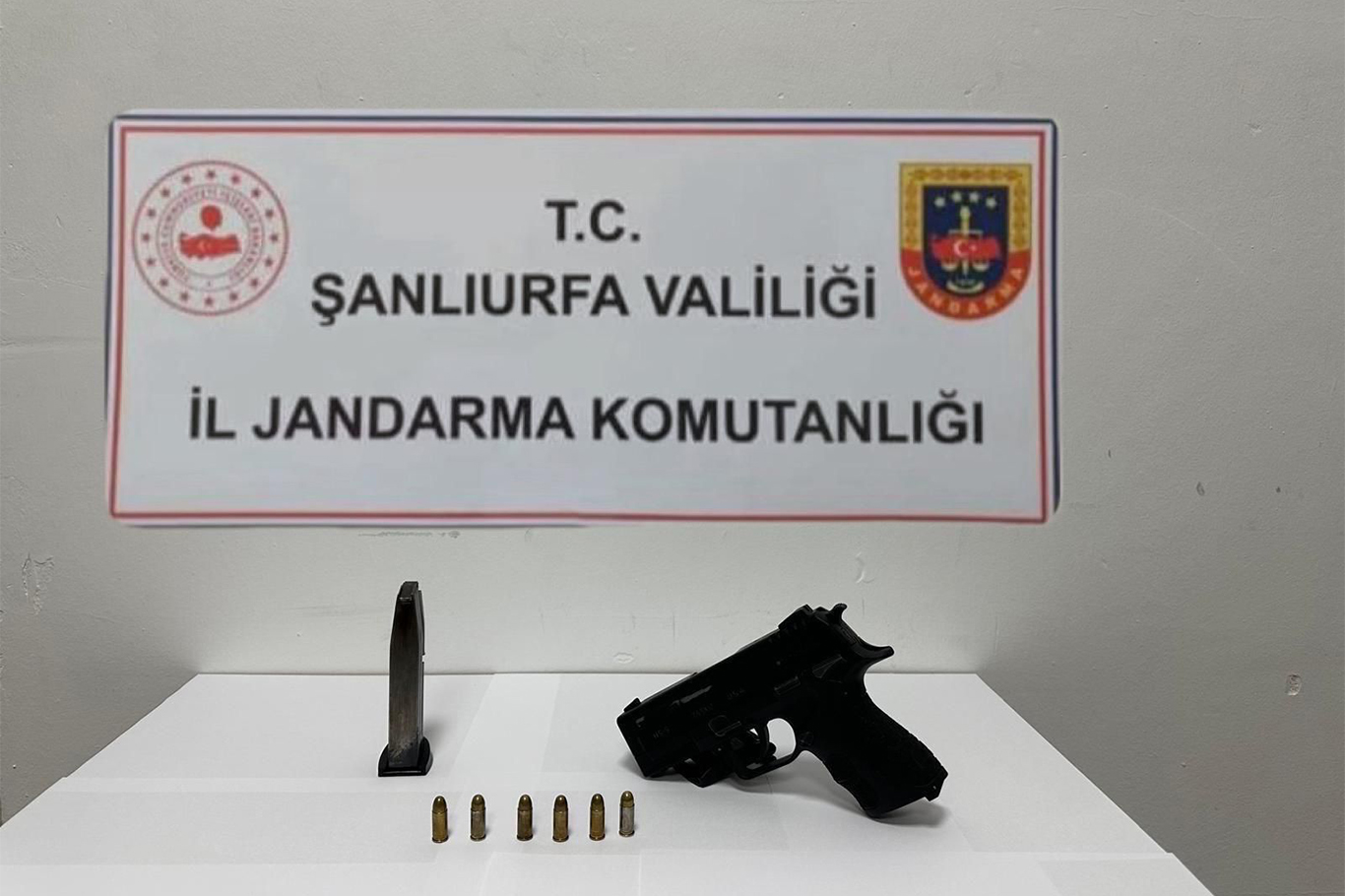 Şanlıurfa’da ruhsatsız silah operasyonu Şanlıurfa’da ruhsatsız silah operasyonu
