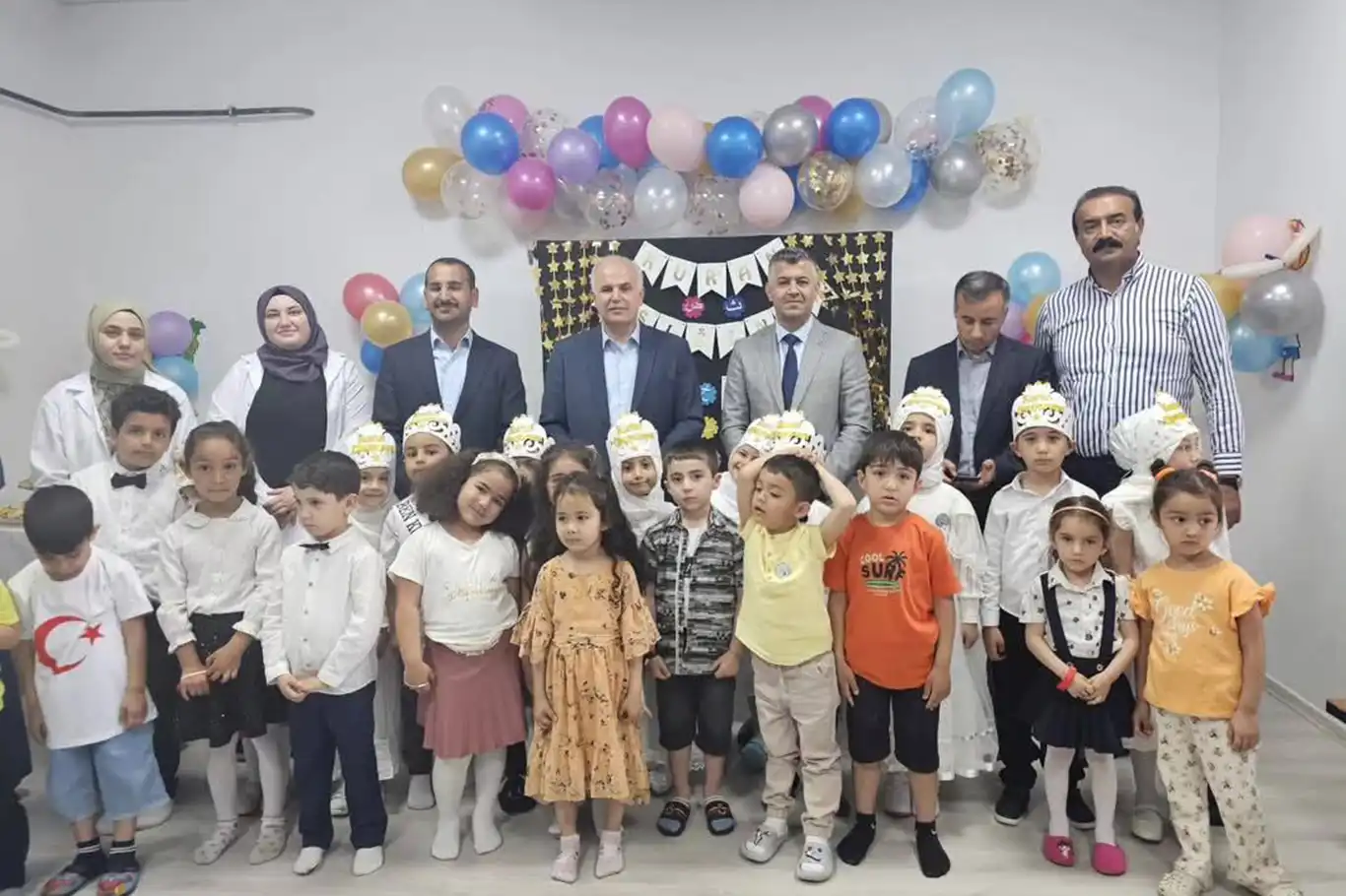 Minik öğrenciler için Kur'an'a geçiş programı düzenlendi Minik öğrenciler için Kur'an'a geçiş programı düzenlendi