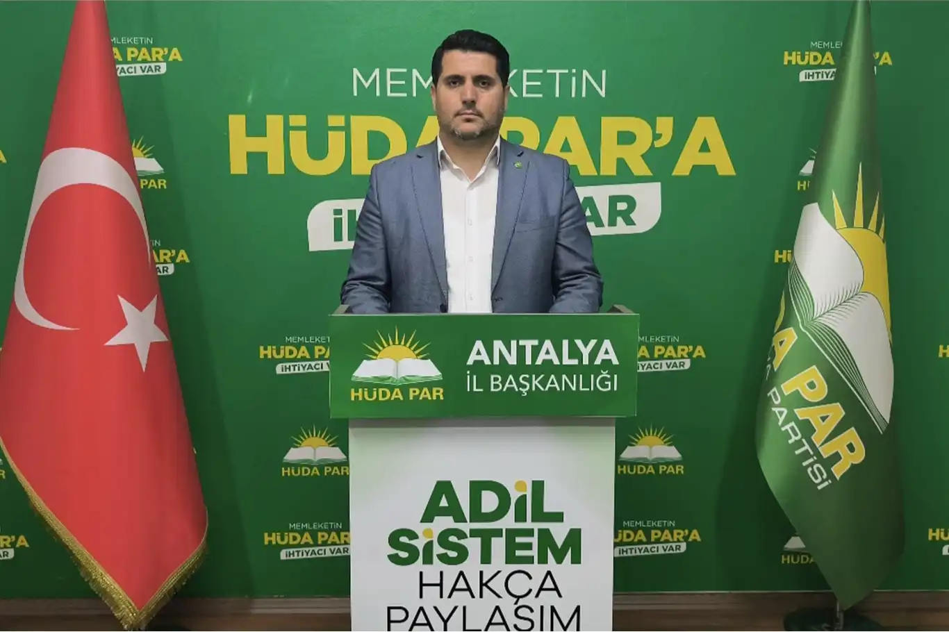HÜDA PAR Antalya İl Başkanı Durmaz'dan belediyenin konser harcamalarına tepki HÜDA PAR Antalya İl Başkanı Durmaz'dan belediyenin konser harcamalarına tepki