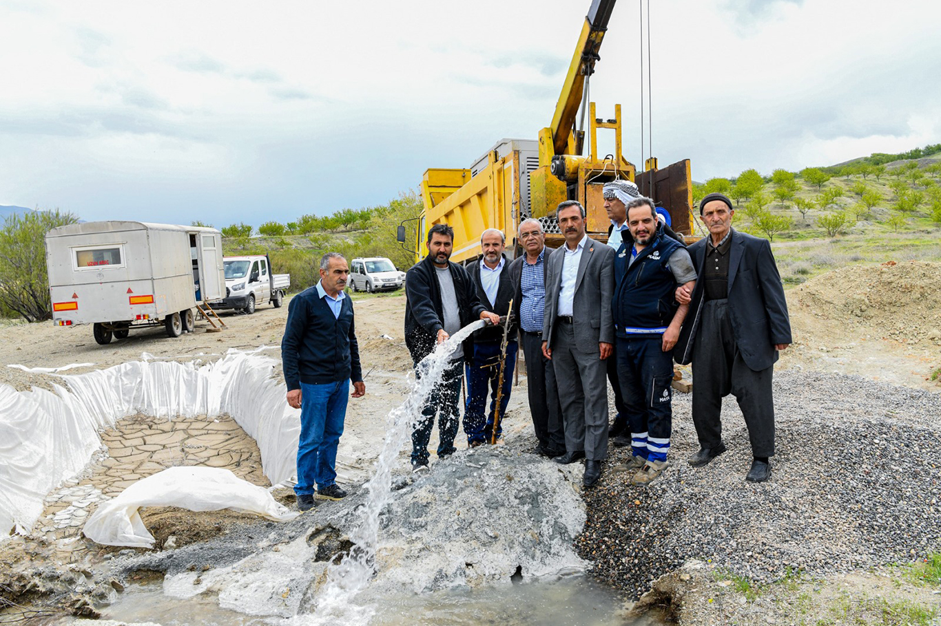 Büyükşehir Belediyesinden Meydancık'a temiz içme suyu Büyükşehir Belediyesinden Meydancık'a temiz içme suyu