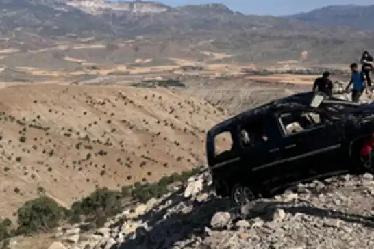 Şırnak'ta ticari araç şarampole yuvarlandı: 3 ölü 3 yaralı
