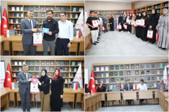 Umre ödüllü bilgi yarışmasında dereceye giren öğrenciler ödüllendirildi