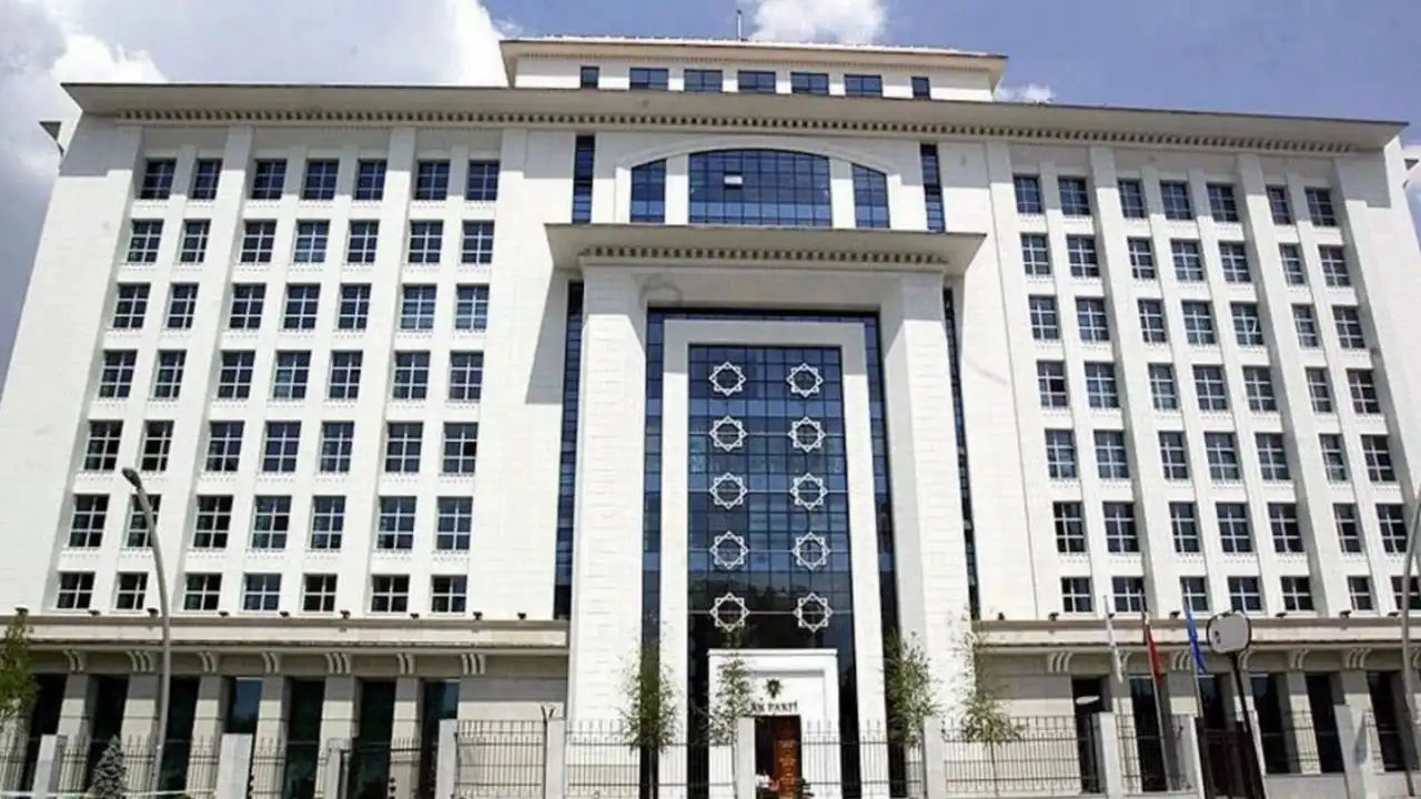 تركيا.. حزب العدالة والتنمية يستعد لانتخاب إدارة كتلته البرلمانية في 28 مايو تركيا.. حزب العدالة والتنمية يستعد لانتخاب إدارة كتلته البرلمانية في 28 مايو