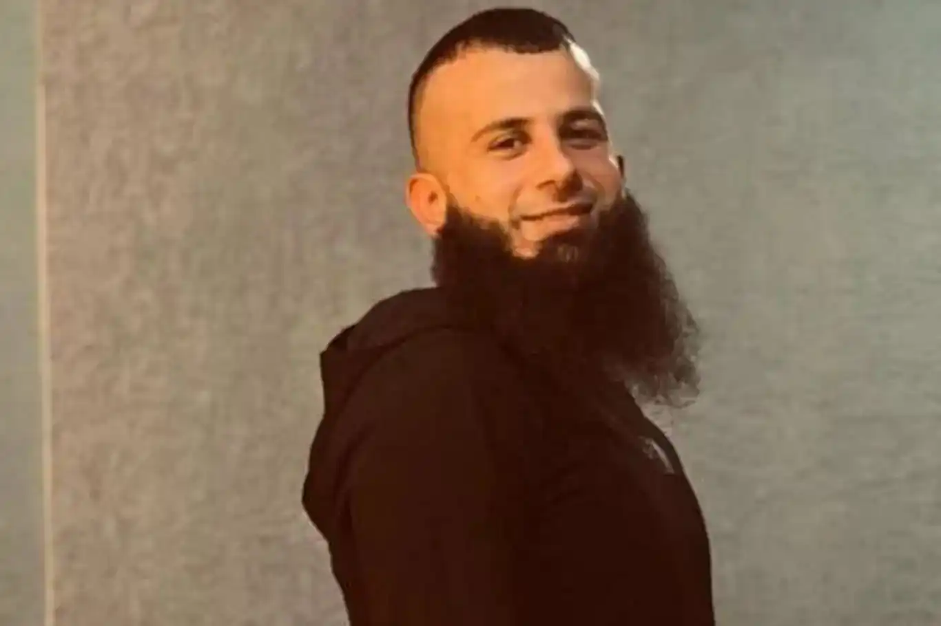 داگیرکەران لە نابلوس منداڵێک بریندار دەکەن و گەنجێکی بریندار دەستبەسەر دەکەن داگیرکەران لە نابلوس منداڵێک بریندار دەکەن و گەنجێکی بریندار دەستبەسەر دەکەن
