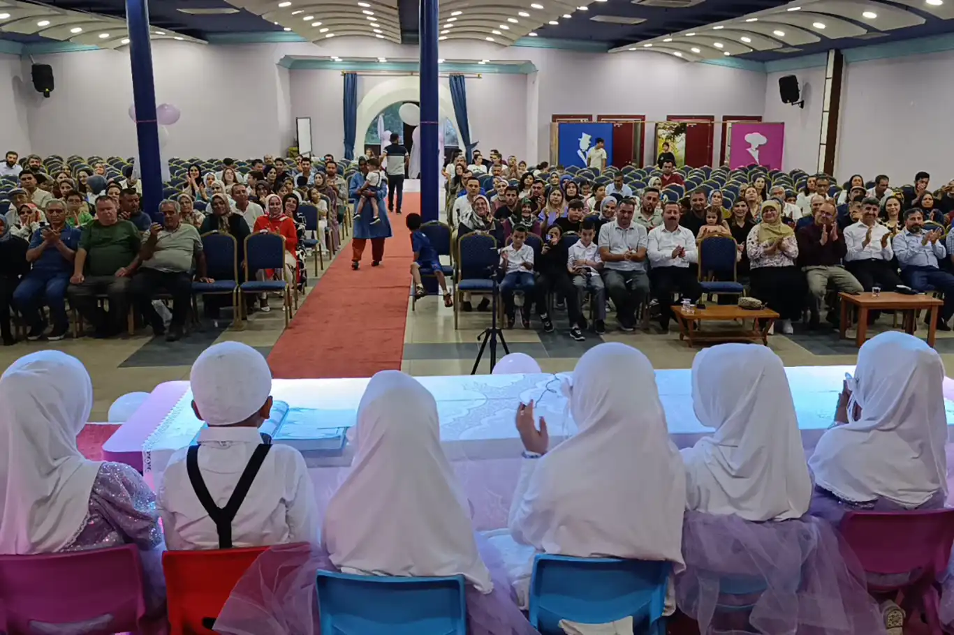 Anamur'da 4-6 yaş öğrencileri yıl sonu heyecanı yaşadı Anamur'da 4-6 yaş öğrencileri yıl sonu heyecanı yaşadı