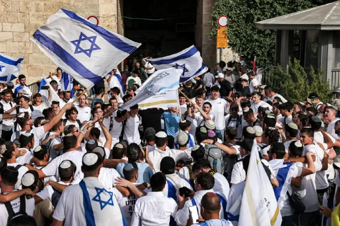 اقتحامات واسعة في الأقصى والقدس بقيادة بن غفير وسموتريتش
