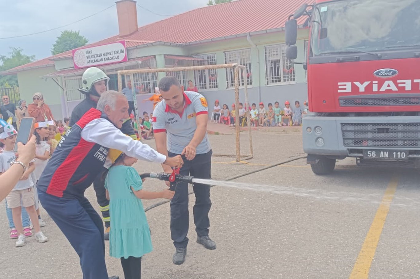 Siirt’te miniklere yangın güvenliği eğitimi Siirt’te miniklere yangın güvenliği eğitimi