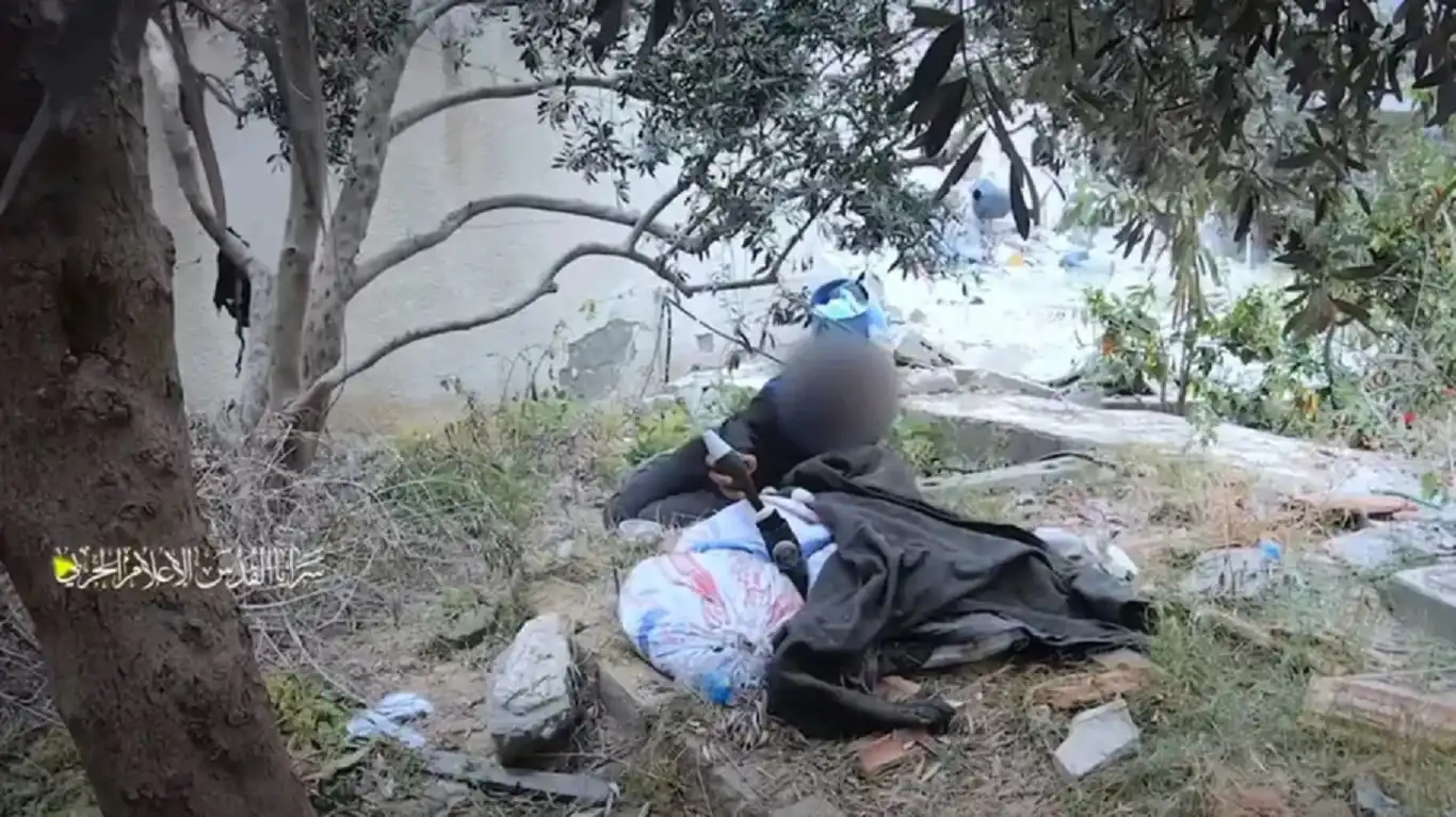 سرايا القدس تعلن تفجير منزل بقوة صهيونية شرق غزة سرايا القدس تعلن تفجير منزل بقوة صهيونية شرق غزة