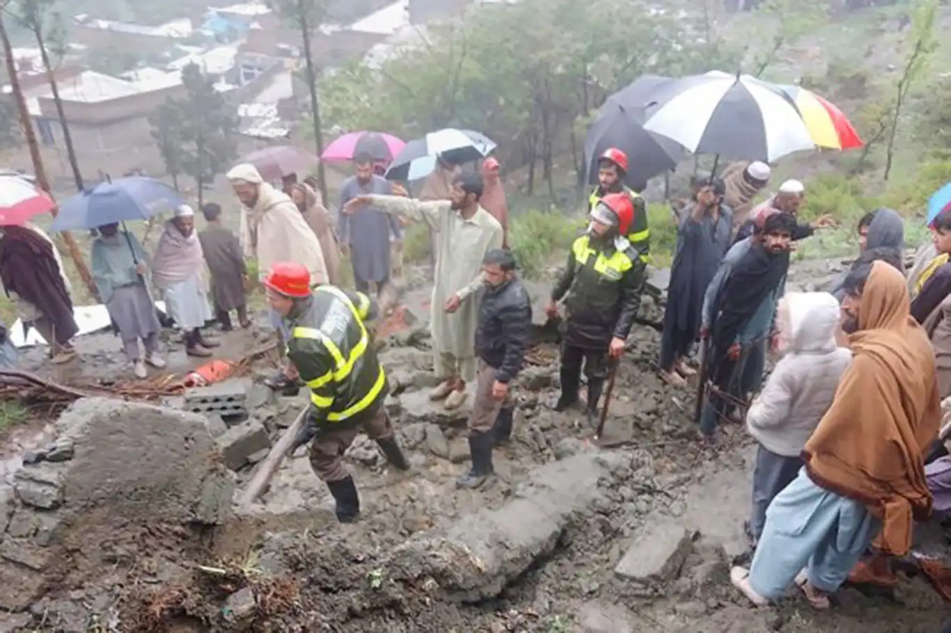 Deadly storms ravage Pakistan’s Punjab, leave 20 dead and over 150 injured Deadly storms ravage Pakistan’s Punjab, leave 20 dead and over 150 injured