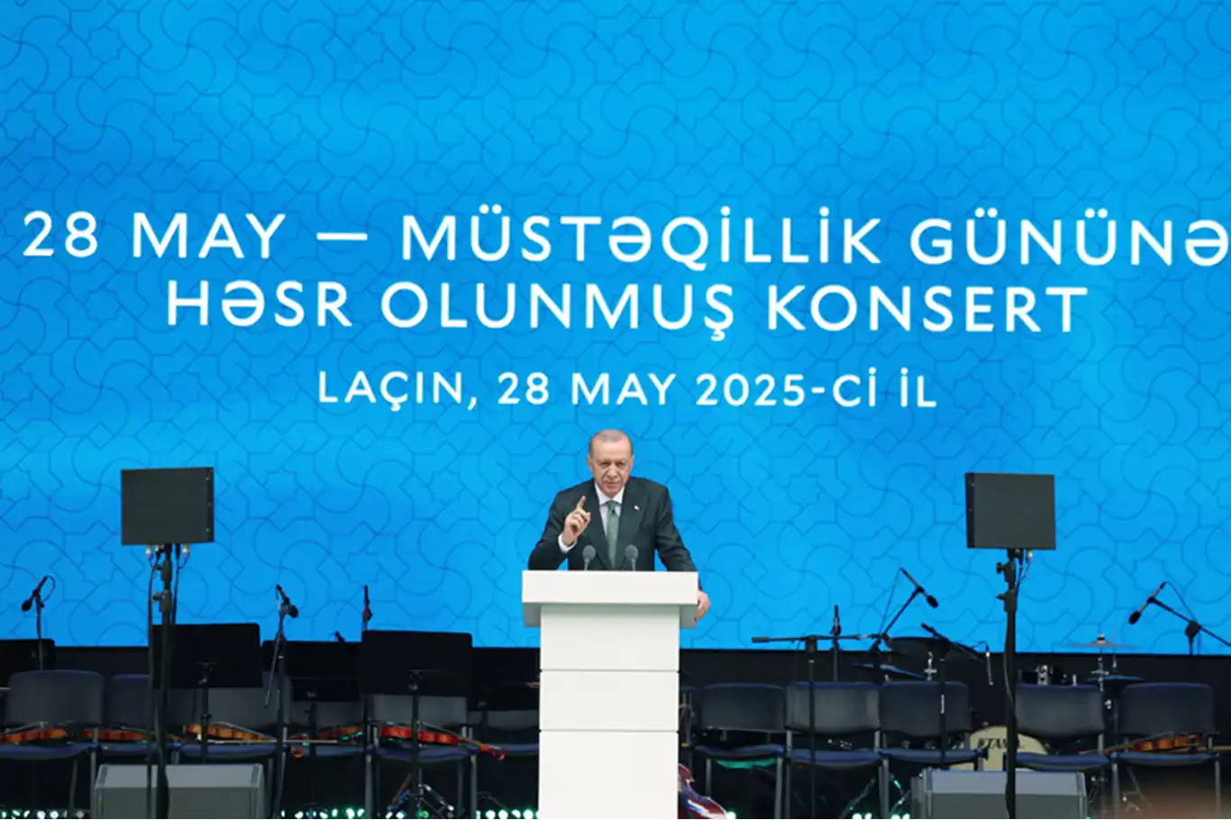 Erdoğan attends Azerbaijan's Independence Day celebration in Lachin