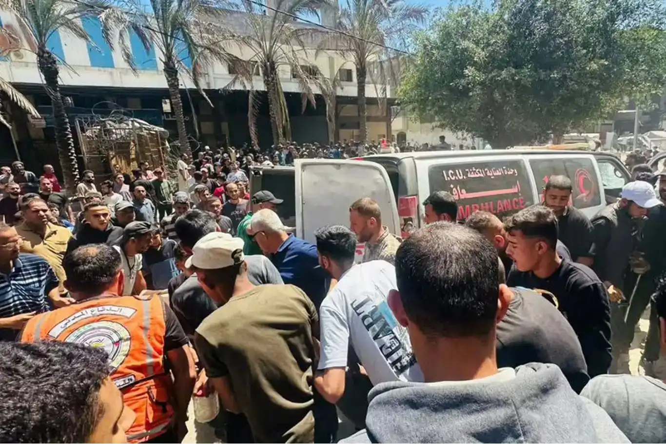 وزارة الصحة بغزة: ارتفاع حصيلة العدوان الإسرائيلي إلى 54249 شهيداً