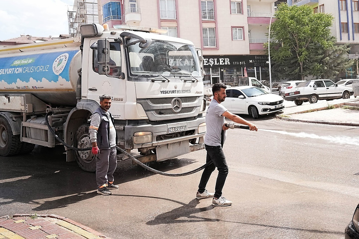 Belediye Başkanı Geçit: Temiz bir çevre, sağlıklı bir toplumun temelidir Belediye Başkanı Geçit: Temiz bir çevre, sağlıklı bir toplumun temelidir