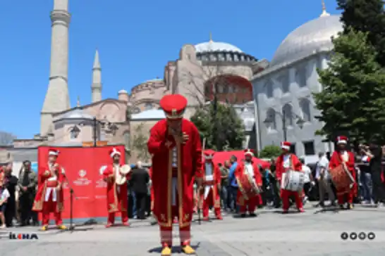 Istanbul marks 572 years since historic conquest with citywide celebrations