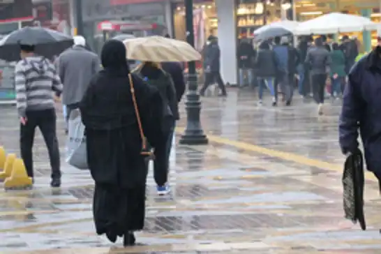 İç Anadolu ve Akdeniz'in iç kesimlerinde kuvvetli sağanak bekleniyor