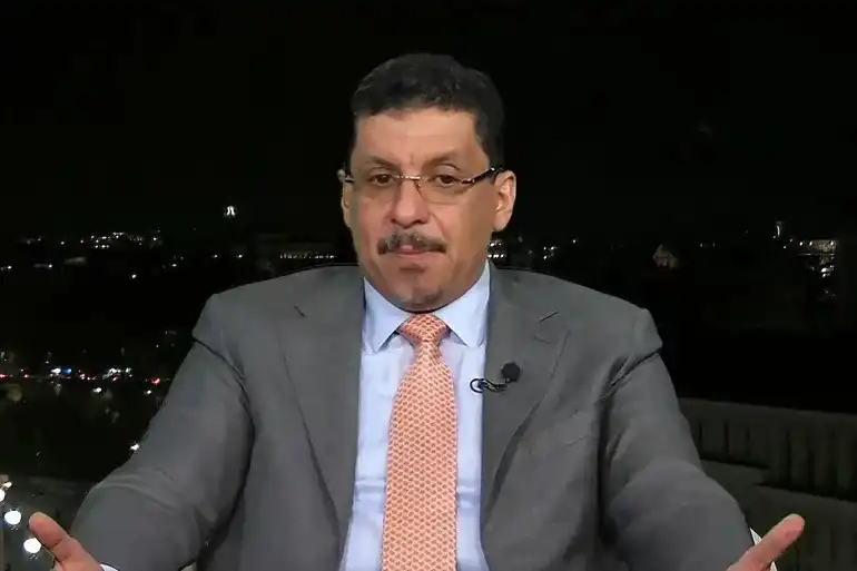 استقالة رئيس الوزراء اليمني أحمد عوض بن مبارك من منصبه رسميًا
