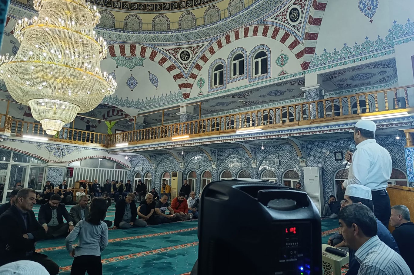 Anamur'dan hacı adayları kutsal topraklara dualarla uğurlandı. Anamur'dan hacı adayları kutsal topraklara dualarla uğurlandı.