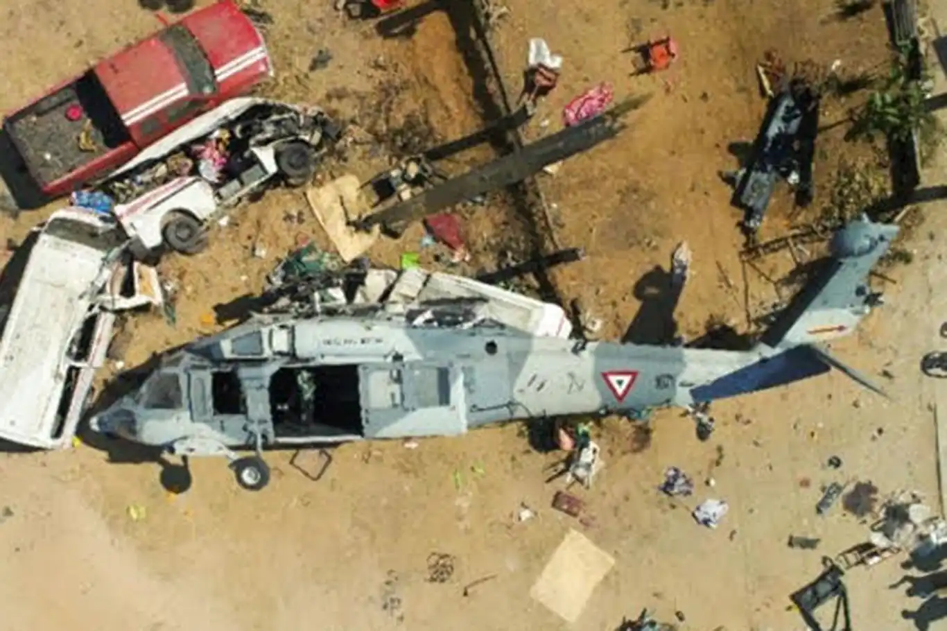 Çin'de helikopter kazası: 1 ölü, 4 yaralı Çin'de helikopter kazası: 1 ölü, 4 yaralı