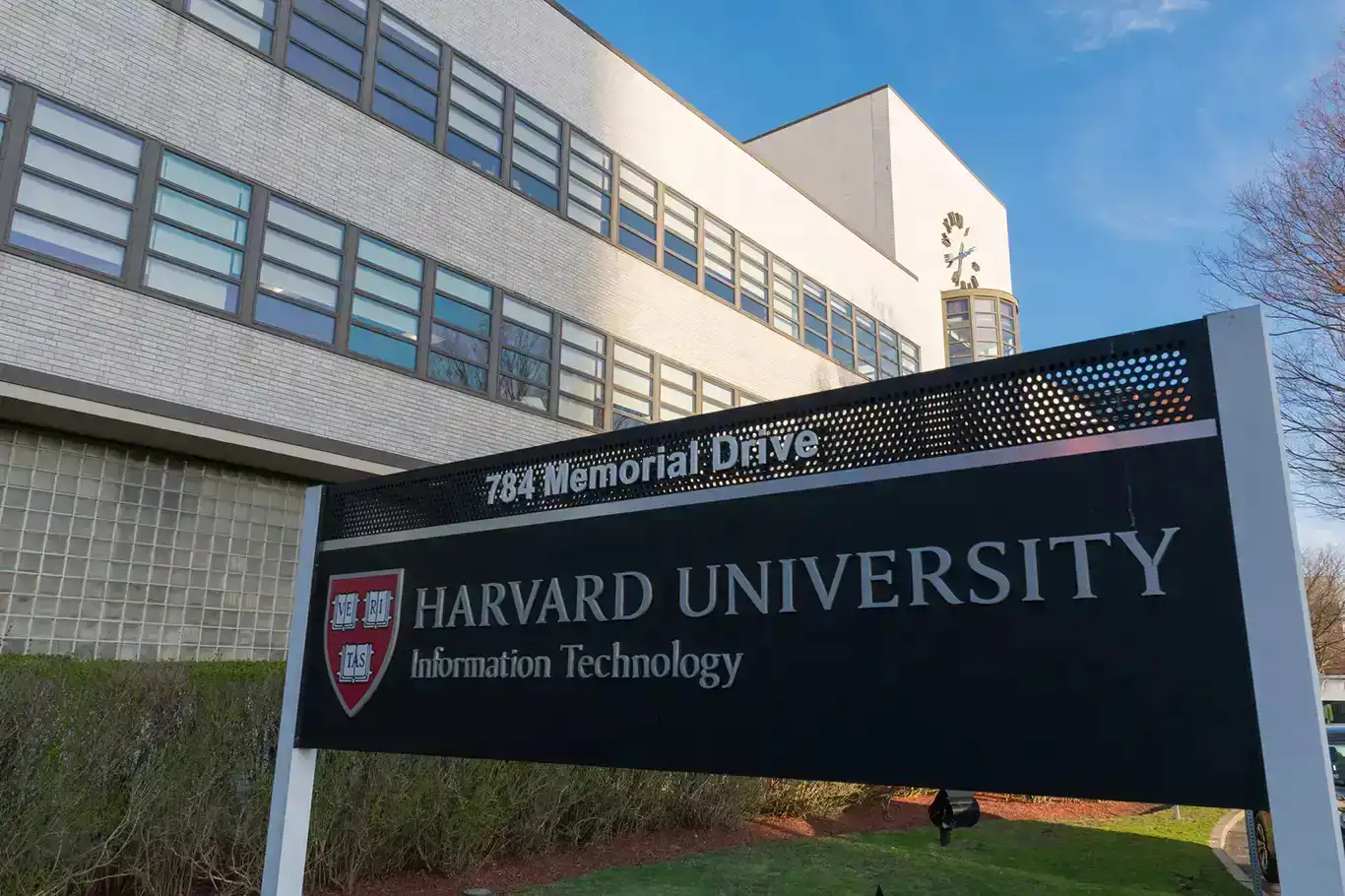 Trump yönetiminin Harvard'ın yabancı öğrenci kabulüne müdahalesi durduruldu Trump yönetiminin Harvard'ın yabancı öğrenci kabulüne müdahalesi durduruldu