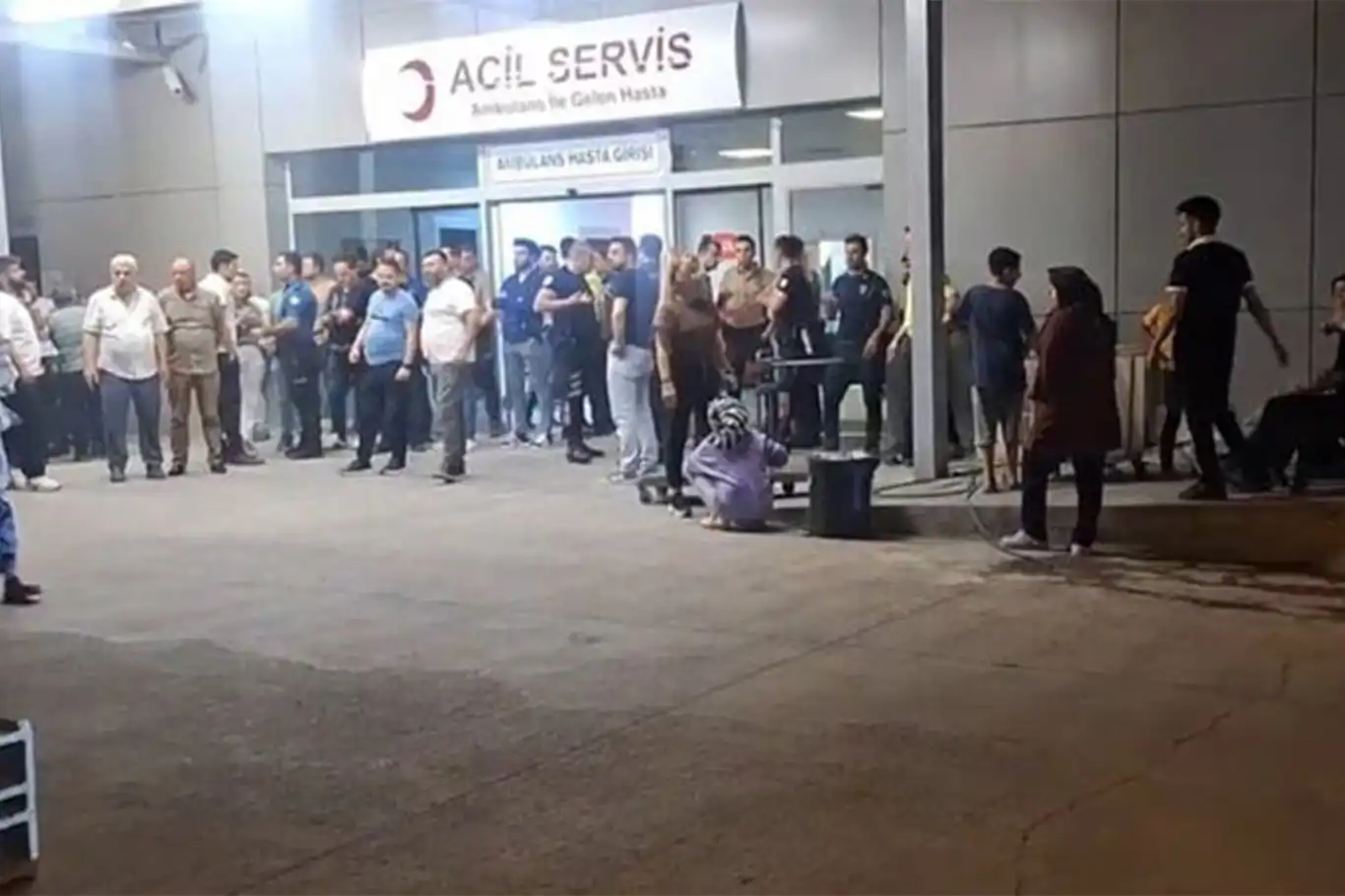 Şanlıurfa'da arazi kavgası: Ölü sayısı 4'e yükseldi Şanlıurfa'da arazi kavgası: Ölü sayısı 4'e yükseldi